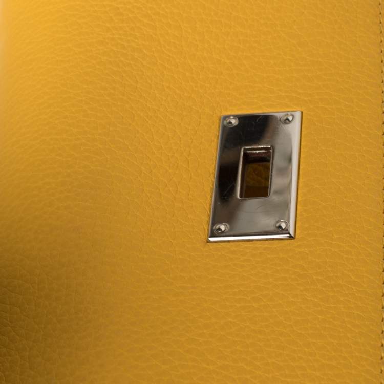 مملوكة مسبقًا Hermes Jaune Ambre Togo Leather Palladium Hardware Shoulder Kelly 42 Bag