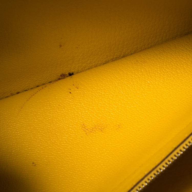 مملوكة مسبقًا Hermes Jaune Ambre Togo Leather Palladium Hardware Shoulder Kelly 42 Bag