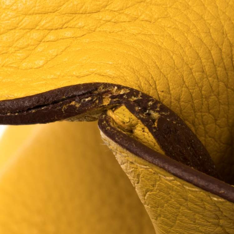 مملوكة مسبقًا Hermes Jaune Ambre Togo Leather Palladium Hardware Shoulder Kelly 42 Bag