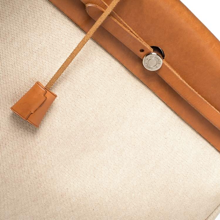 Pre Owned Hermes Natural/Toile Canvas and Leather Herbag 2 in 1 39 Bag