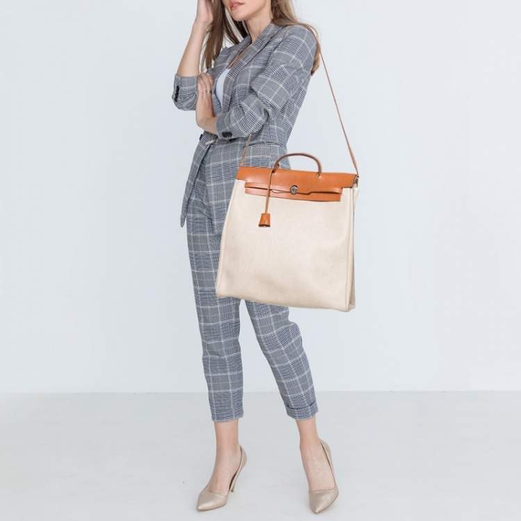 Pre Owned Hermes Natural/Toile Canvas and Leather Herbag 2 in 1 39 Bag