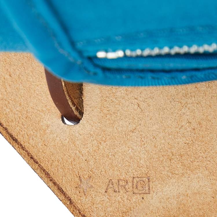 Pre Owned Hermes Bleu Izmir/Natural Canvas And Leather Herbag Zip 31 Bag