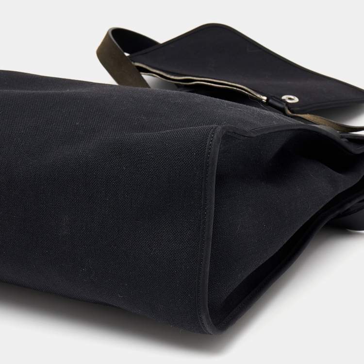 مملوكة مسبقًا Hermes Noir Toil And Vache Hunter Leather Herbag Zip 39 Bag