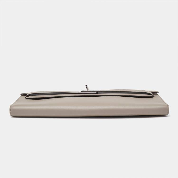 Pre Owned Hermes Gris Asphalt Swift Leather Kelly Cut Clutch