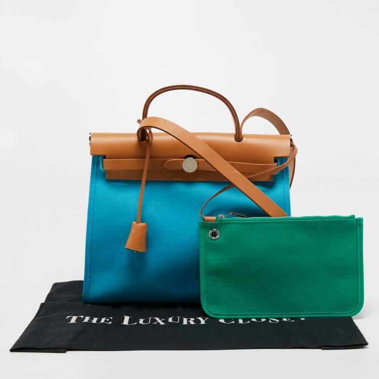 مملوكة مسبقًا Hermes Celeste/Natural Canvas and Leather Herbag Zip 31 Bag