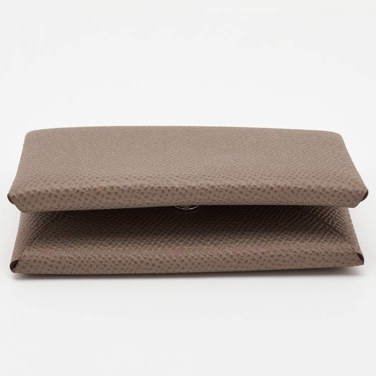 مملوكة مسبقًا Hermes Etoupe Epsom Leather Calvi Card Holder