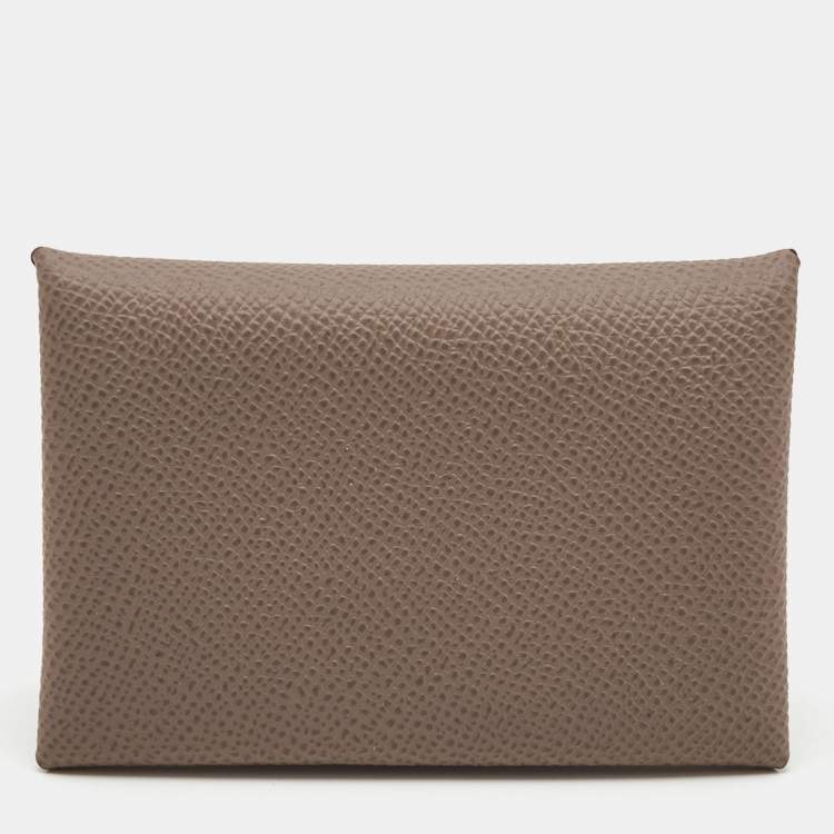 مملوكة مسبقًا Hermes Etoupe Epsom Leather Calvi Card Holder
