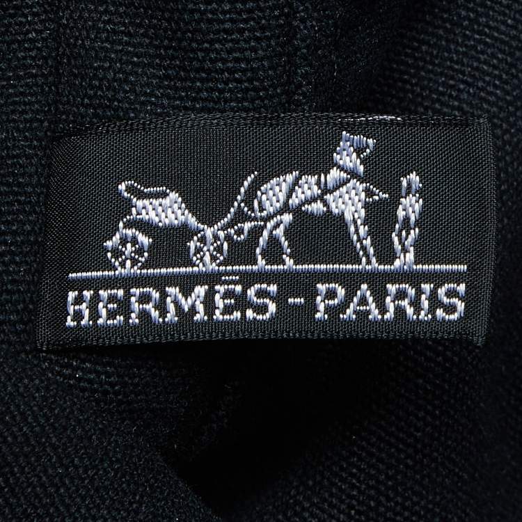 مملوكة مسبقًا Hermes Black/Grey Canvas Fourre Tout PM Bag