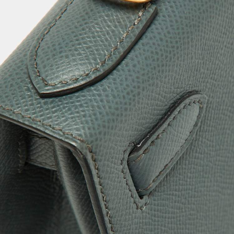 Pre Owned Hermès Vert Amande Epsom Leather Gold Finish Kelly Sellier 28 Bag