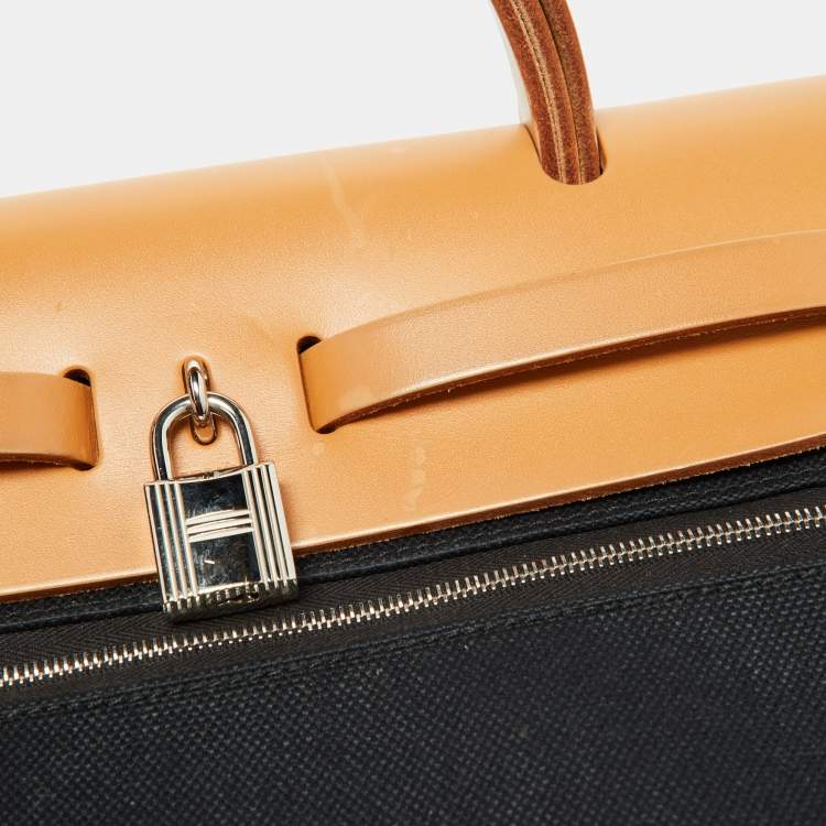 Pre Owned Hermès Black/Natural/Ecru Toile Viking and Vache Hunter Leather Herbag 31 Bag