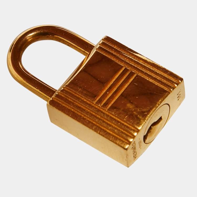 مملوكة مسبقًا Hermes Gold Togo Leather Picotin Lock 18 Bag