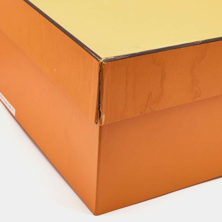 Pre Owned Hermès Gris Tourterelle Togo Leather Gold Finish Birkin 40 Bag