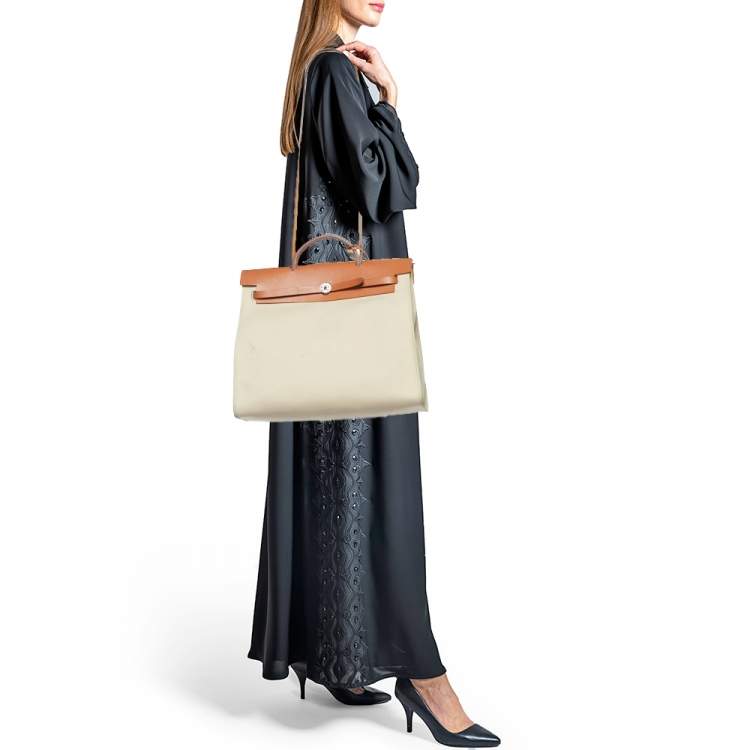 Pre Owned Hermès Beige/Fauve Toile Canvas and Vache Hunter Leather Herbag Zip 39 Bag