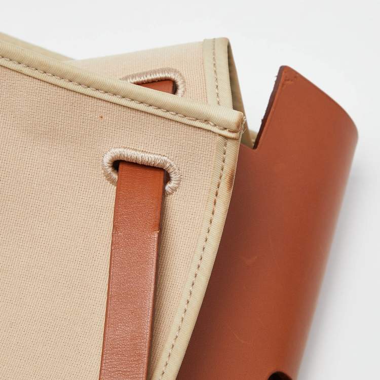 Pre Owned Hermès Beige/Fauve Toile Canvas and Vache Hunter Leather Herbag Zip 39 Bag