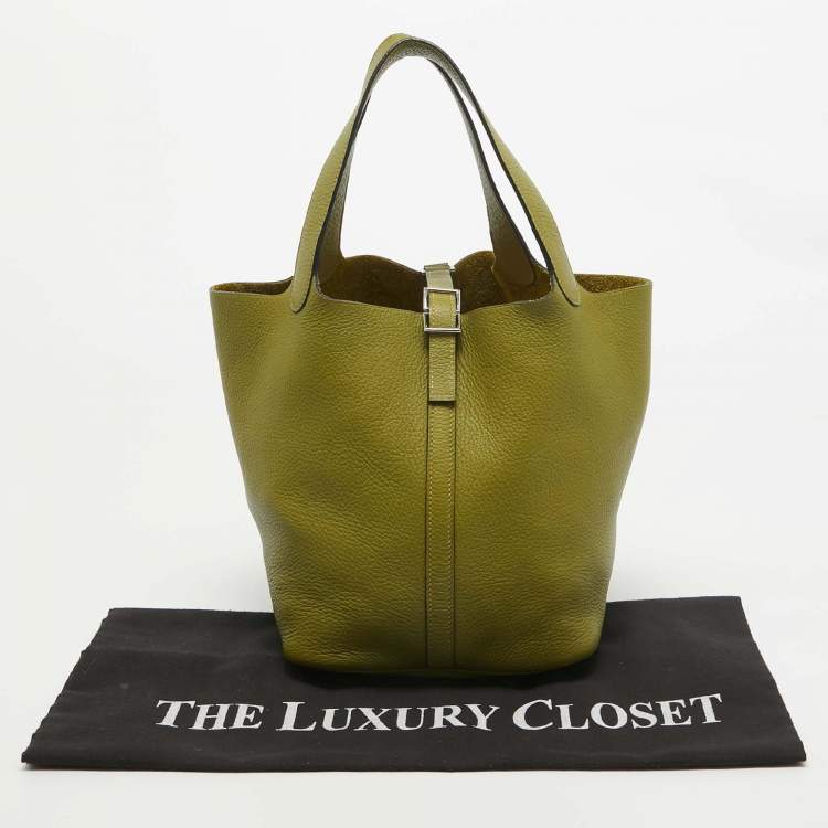 Pre Owned Hermes Vert Chartreuse Taurillon Clemence Leather Picotin 22 Bag