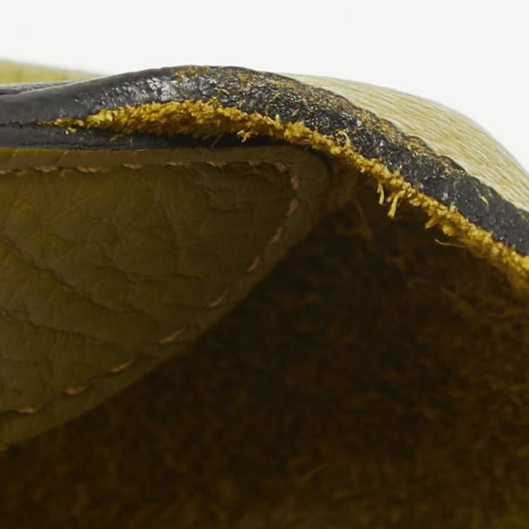 Pre Owned Hermes Vert Chartreuse Taurillon Clemence Leather Picotin 22 Bag