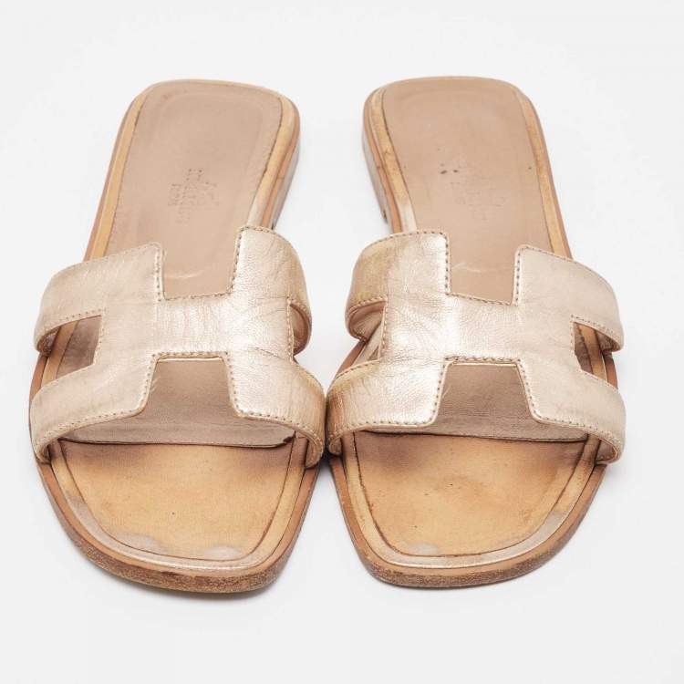 Pre Owned Hermes Metallic Pink Leather Oran Flat Slides Size 38