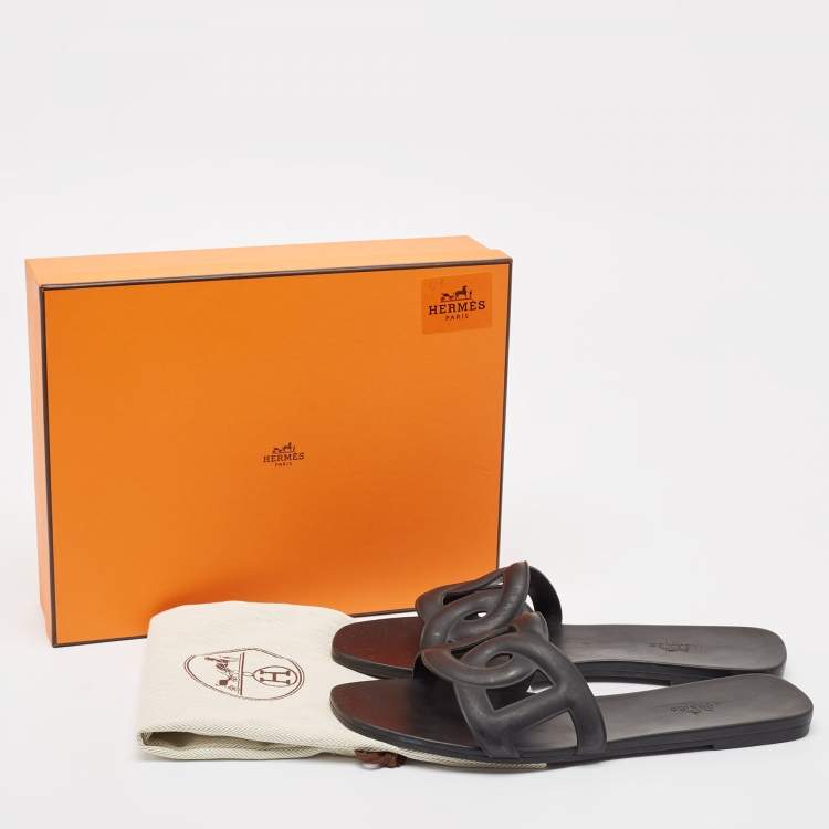 Pre Owned Hermes Black Rubber Aloha Flat Slides Size 41