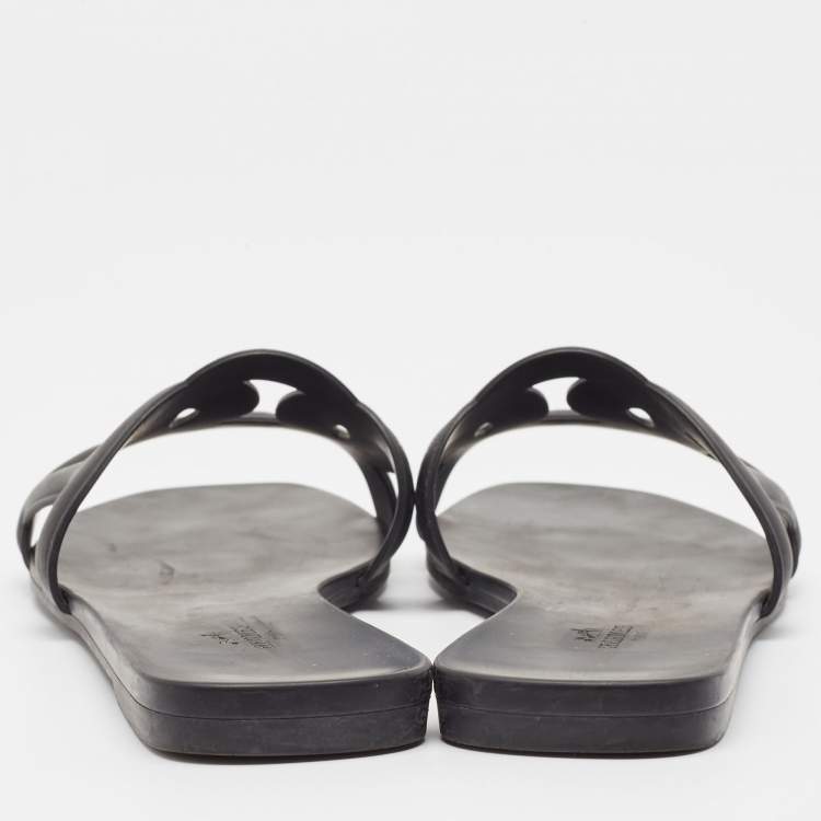 Pre Owned Hermes Black Rubber Aloha Flat Slides Size 41