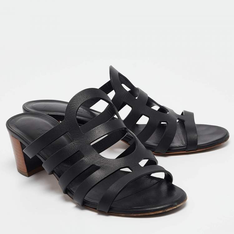 Pre Owned Hermes Black Leather Celena Sandals Size 39