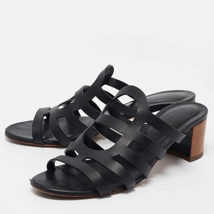 Pre Owned Hermes Black Leather Celena Sandals Size 39