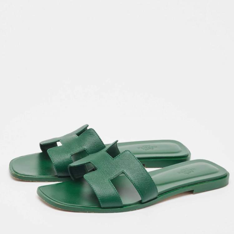 Pre Owned Hermes Green Leather Oran Flat Slides Size 40