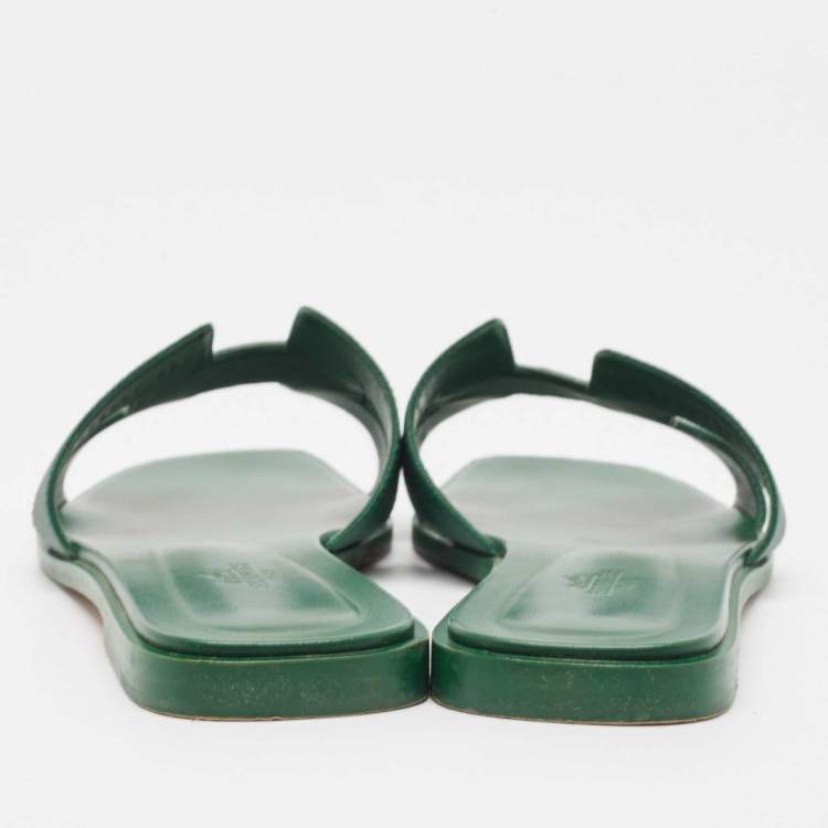 Pre Owned Hermes Green Leather Oran Flat Slides Size 40