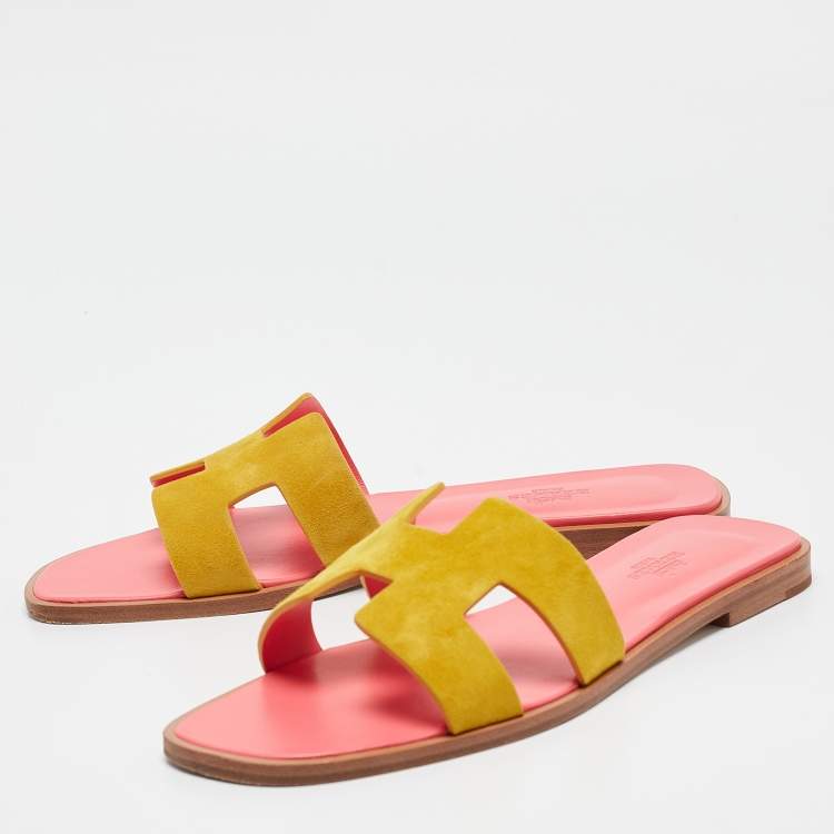 Pre Owned Hermes Yellow Suede Oran Flat Slides Size 40 