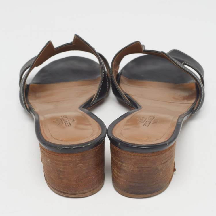 Pre Owned Hermes Black Leather Oasis Slide Sandals Size 38