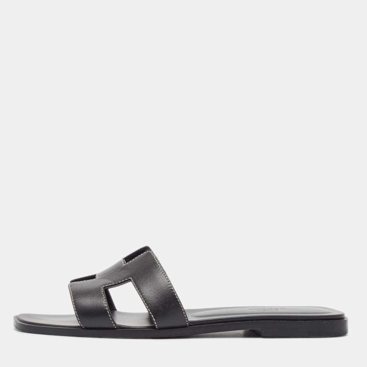 Pre Owned Hermes Black Leather Oran Flat Slides Size 39