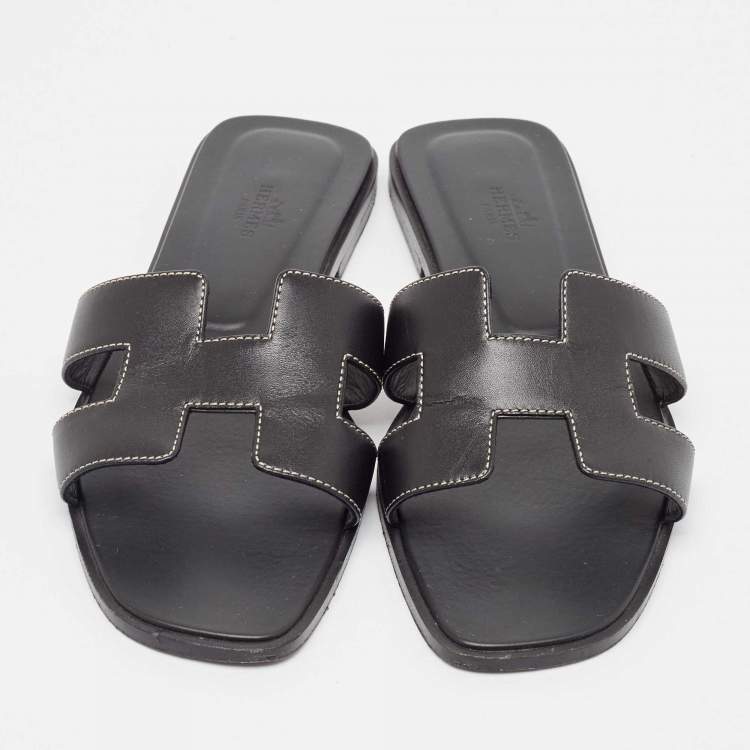 Pre Owned Hermes Black Leather Oran Flat Slides Size 39