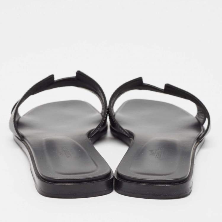 Pre Owned Hermes Black Leather Oran Flat Slides Size 39