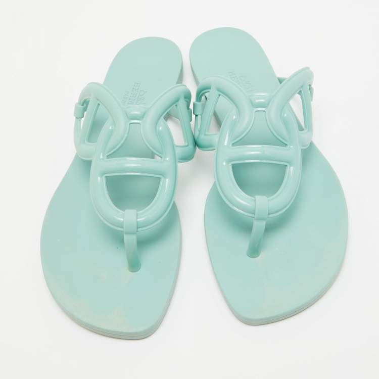 Pre Owned Hermes Mint Green Rubber Egerie Thong Flats Size 36