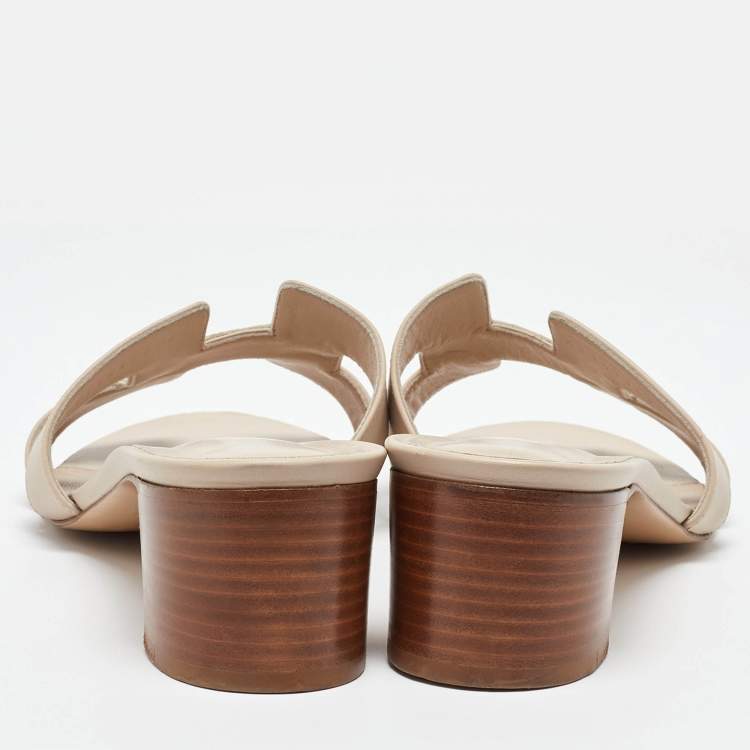 Pre Owned Hermes Cream Leather Oasis Slide Sandals Size 41.5