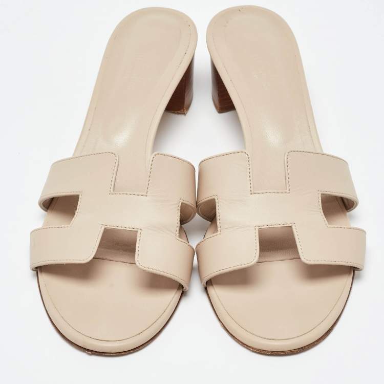 Pre Owned Hermes Cream Leather Oasis Slide Sandals Size 41.5