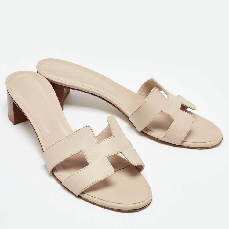 Pre Owned Hermes Cream Leather Oasis Slide Sandals Size 41.5