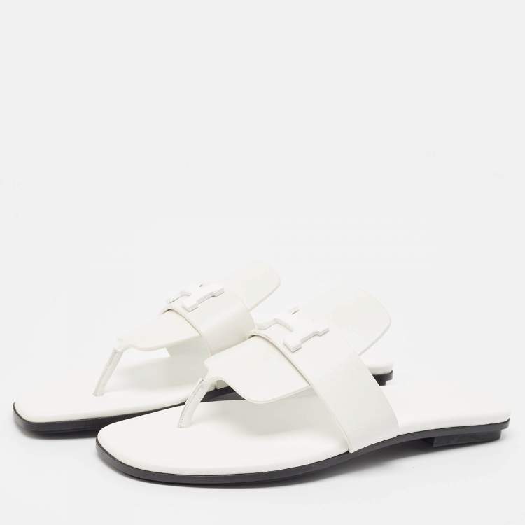 Pre Owned Hermes White Leather Galerie Thong Flats Size 37