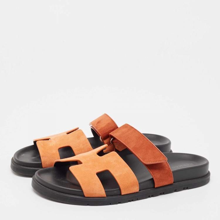 Pre Owned Hermes Orange Suede Chypre Slides Size 39