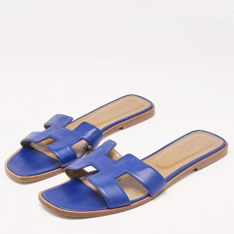 Pre Owned Hermes Blue Leather Oran Flat Slides Size 41