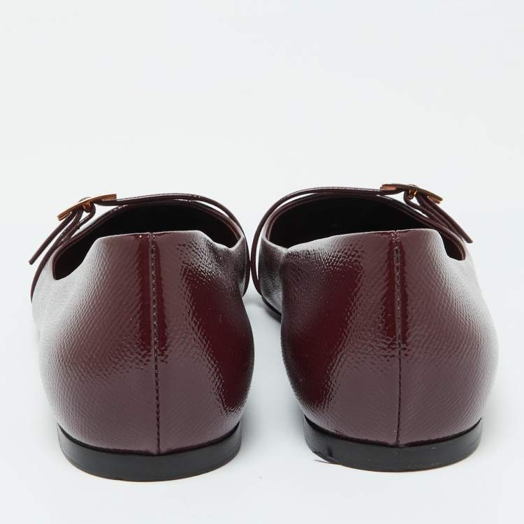 Pre Owned Hermes Burgundy Patent Leather Laura Ballet Flats Size 38