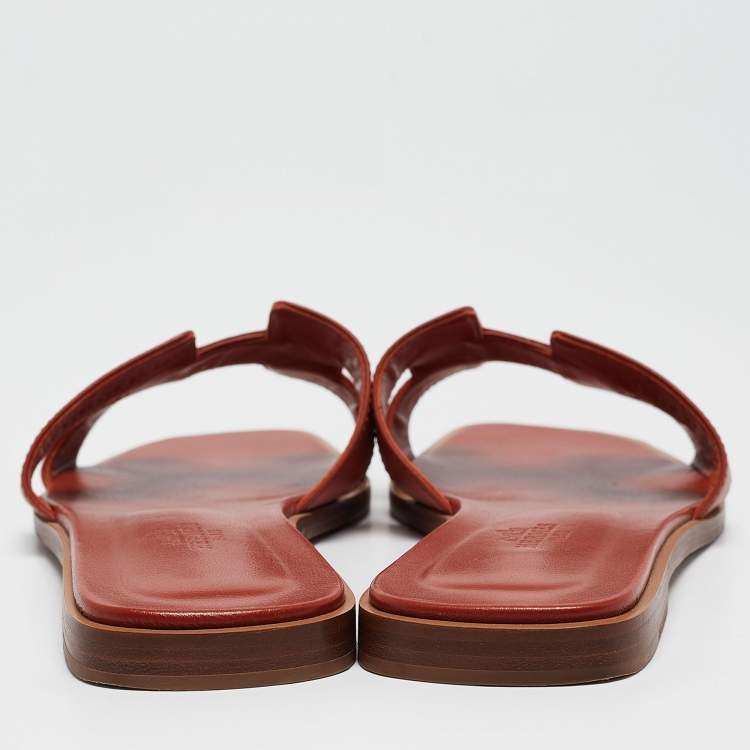 Pre Owned Hermes Brown Leather Oran Flat Slides Size 38.5