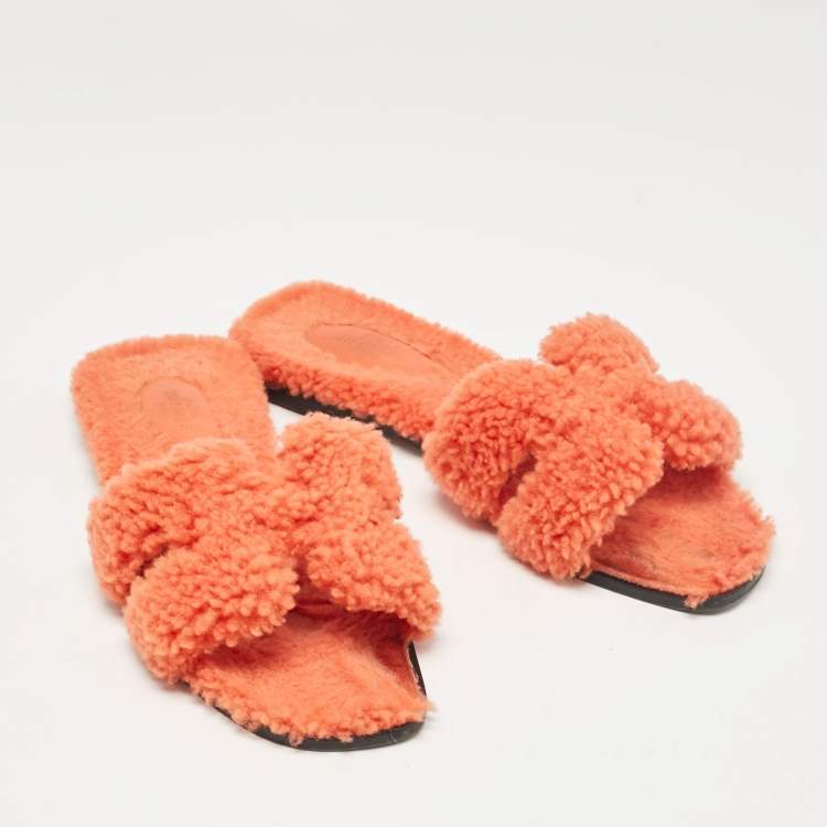 Pre Owned Hermes Orange Shearling Fur Oran Flat Slides Size 37