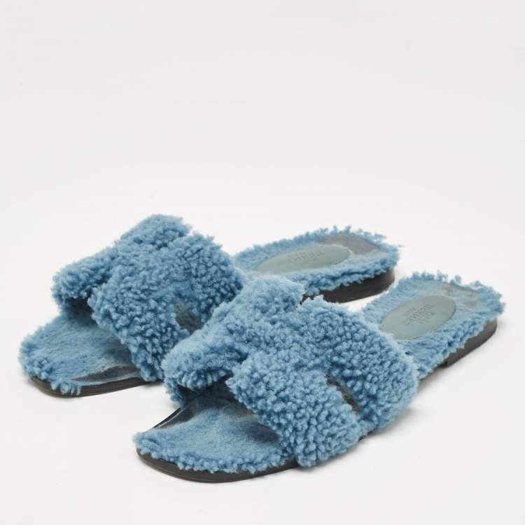 Pre Owned Hermes Blue Shearling Fur Oran Flat Slides Size 37