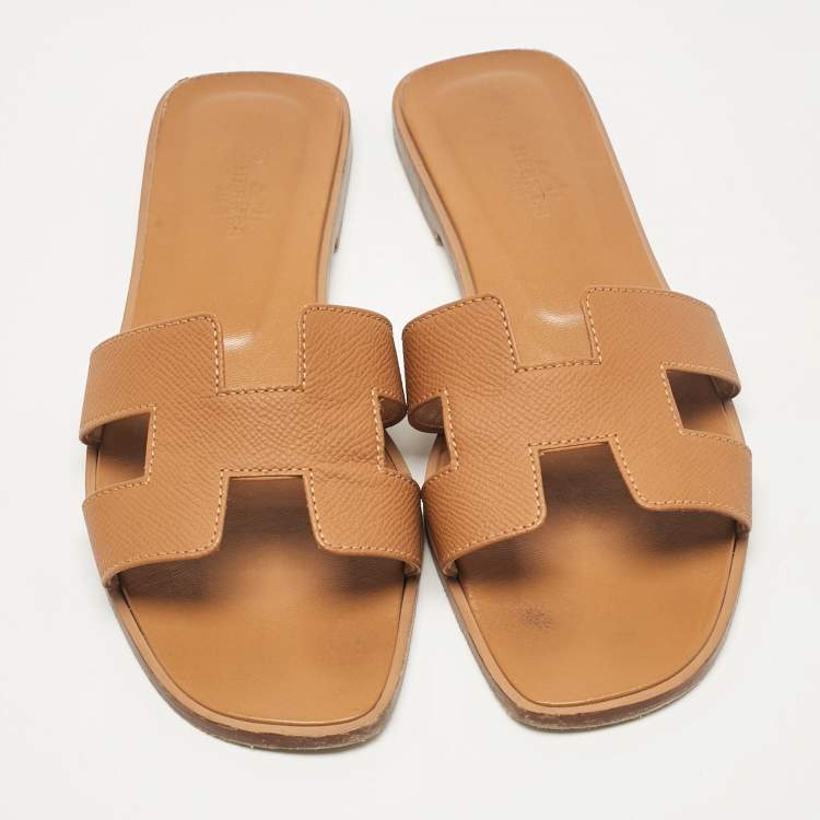Pre Owned Hermes Brown Leather Oran Flat Slides Size 38.5