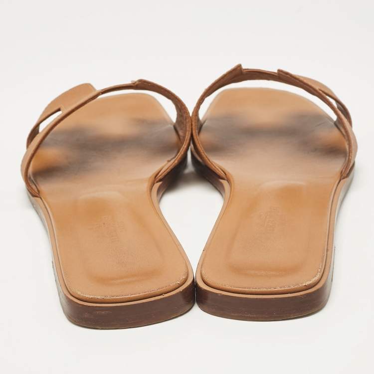 Pre Owned Hermes Brown Leather Oran Flat Slides Size 38.5