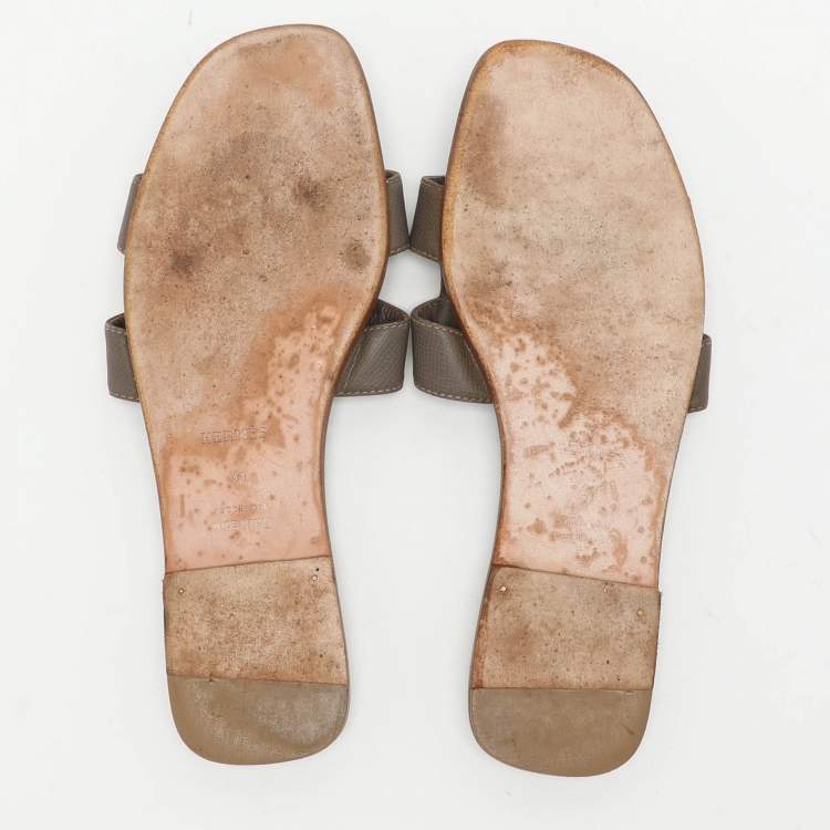 Pre Owned Hermes Grey Leather Oran Flat Slides Size 41