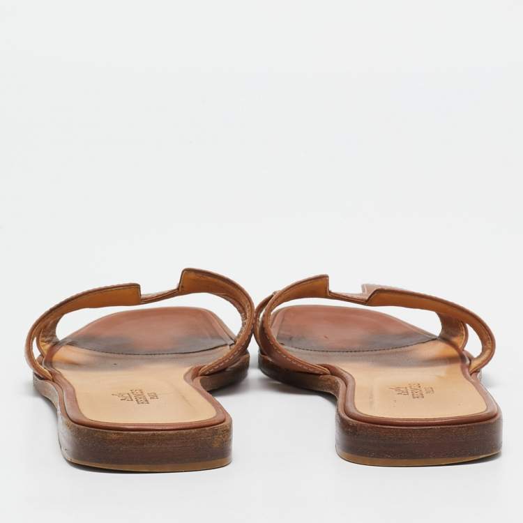 Pre Owned Hermes Brown Leather Oran Flat Slides Size 37.5