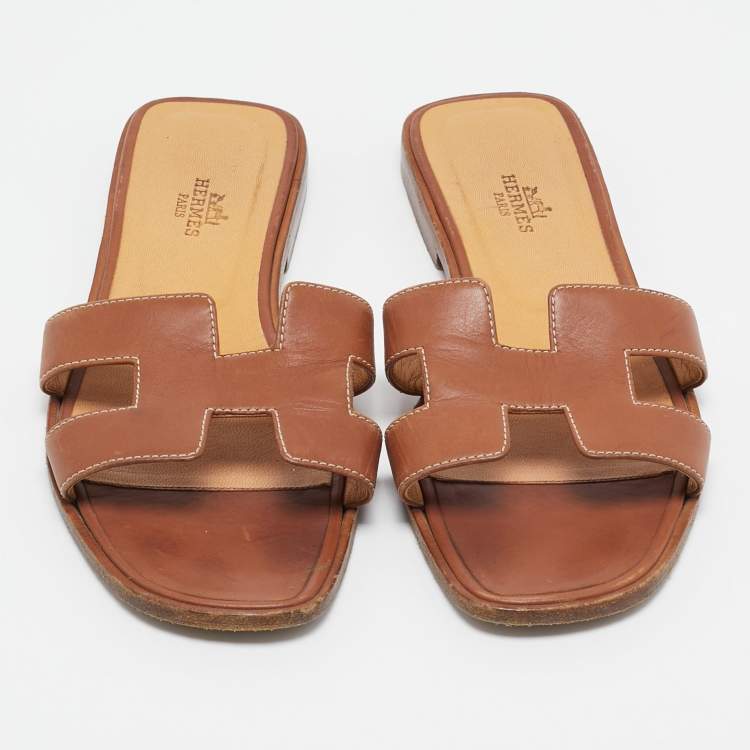 Pre Owned Hermes Brown Leather Oran Flat Slides Size 37.5