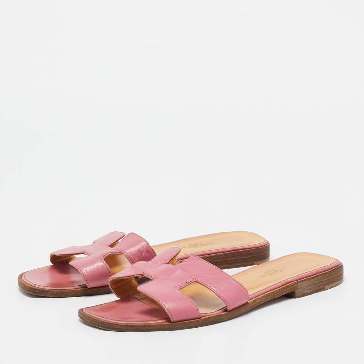 Pre Owned Hermes Pink Leather Oran Flat Slides Size 37