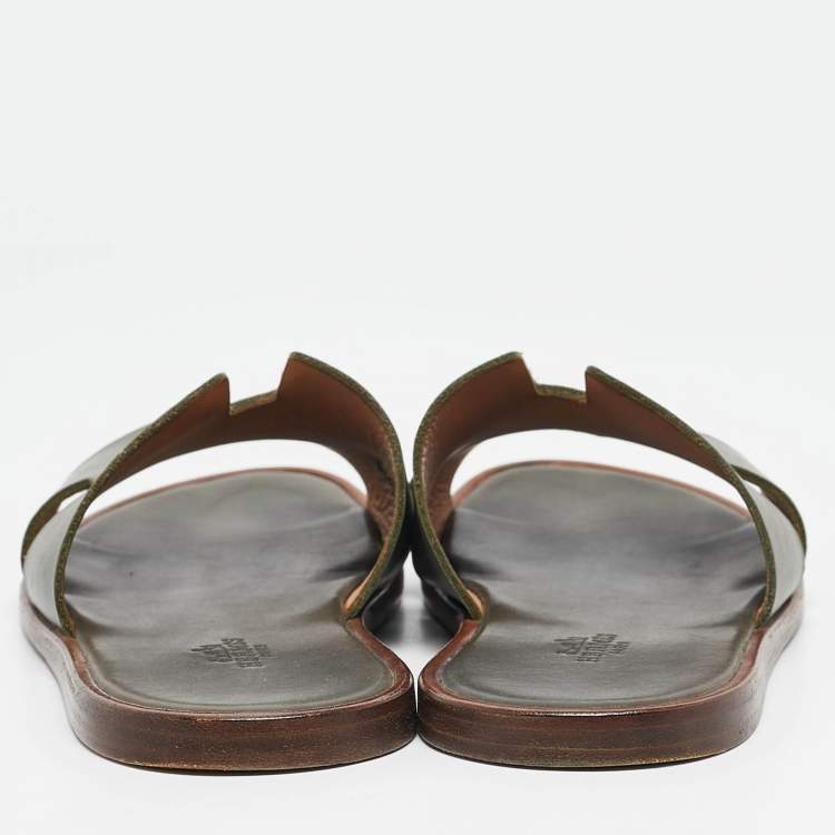 Pre Owned Hermes Grey Leather Izmir Flat Sandals Size 40